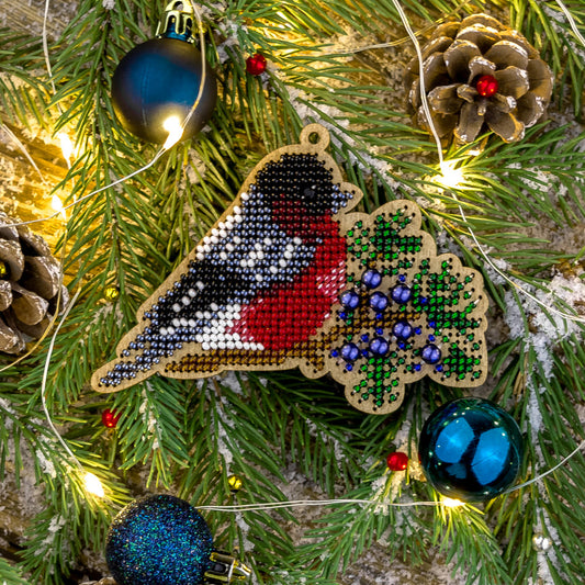 Christmas Berry Branch Embroidery Kit