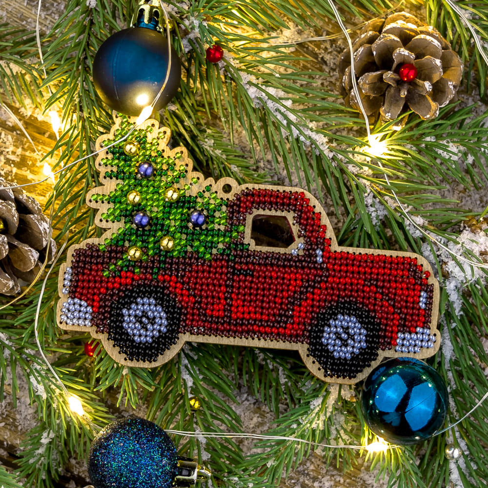 Christmas Truck with Tree Embroidery Kit