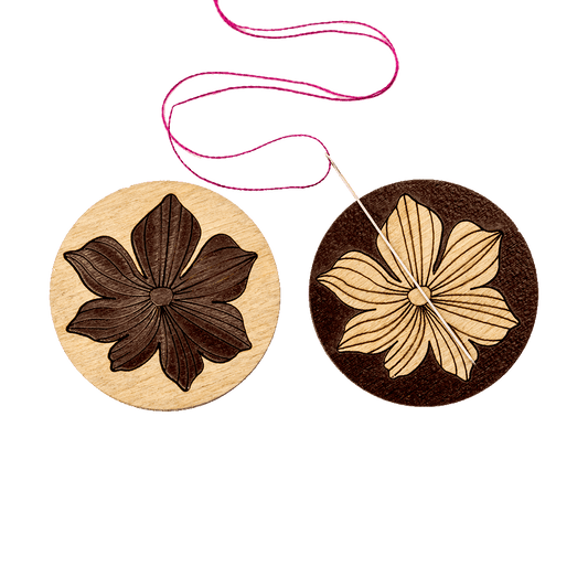 Blooming Petals Wooden Needle Minder