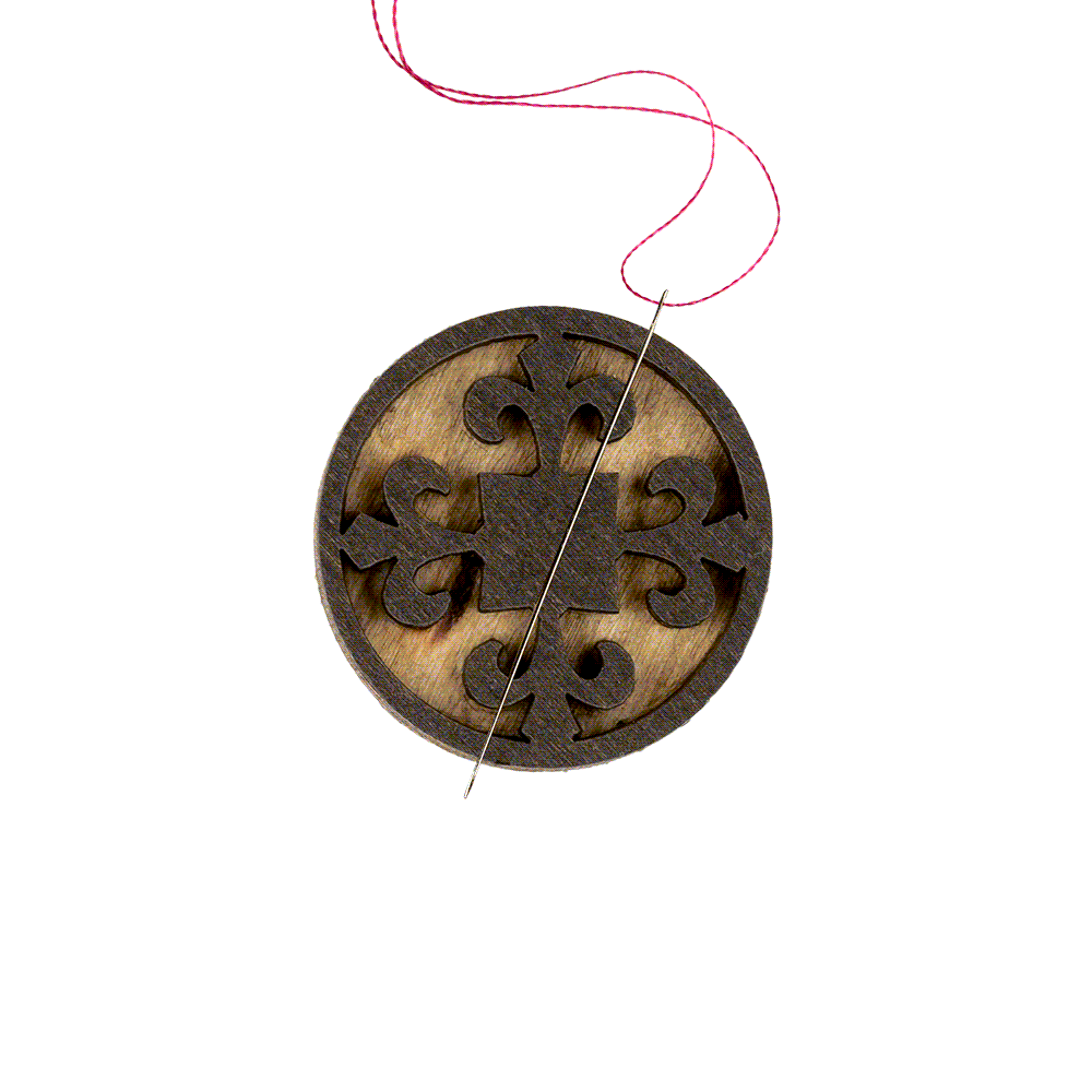 Round Ornate Wooden Needle Minder