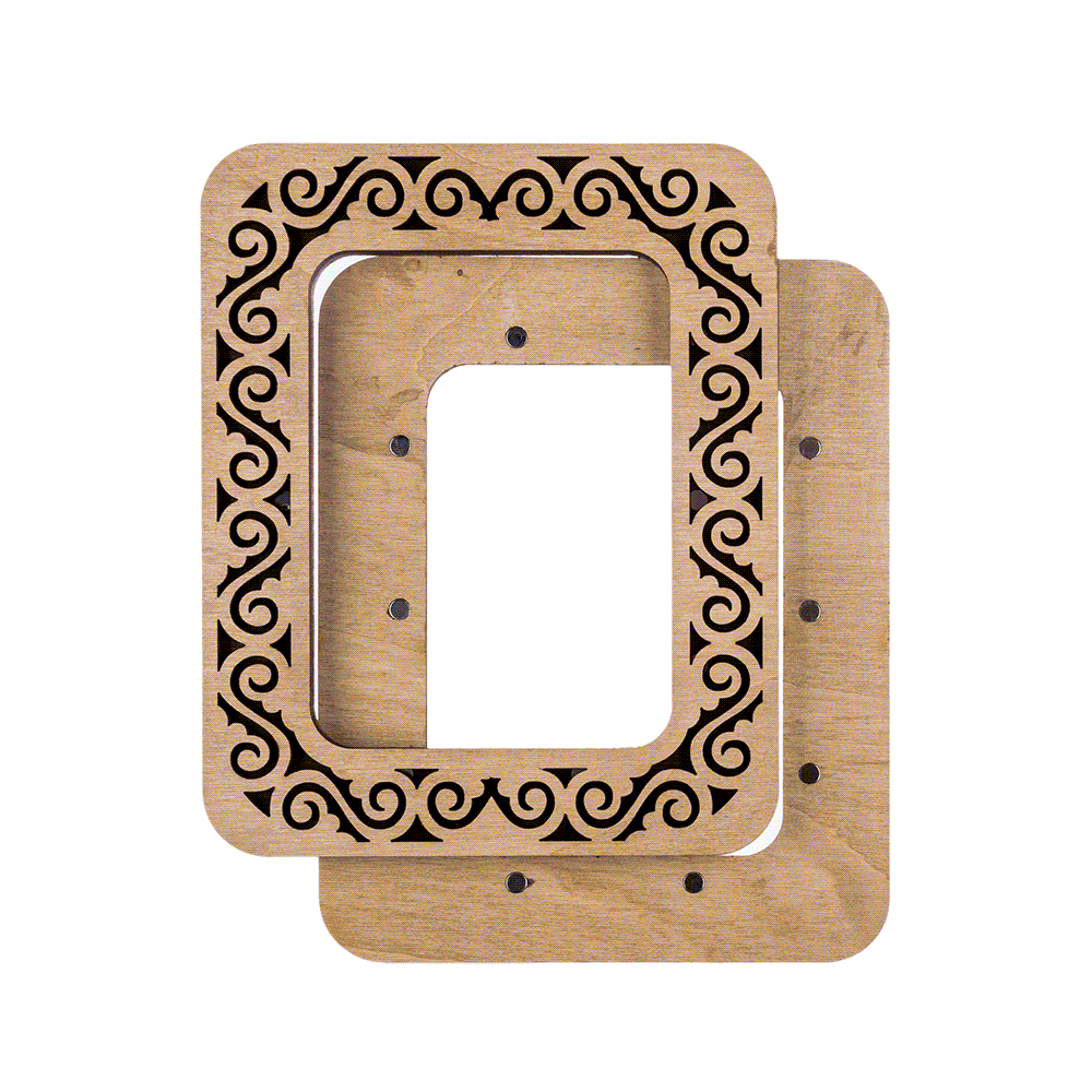Magnetic Embroidery Frame (10.5 x 13 cm)