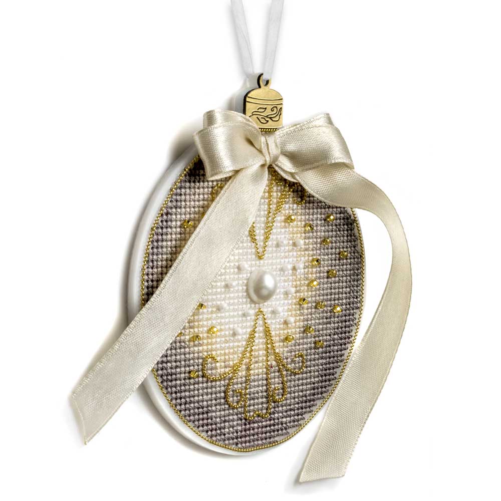 Elegant Pearl Ornament Cross Stitch Kit